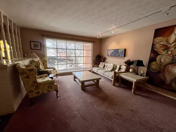 Normal, IL 61761,12 Thomas Drive