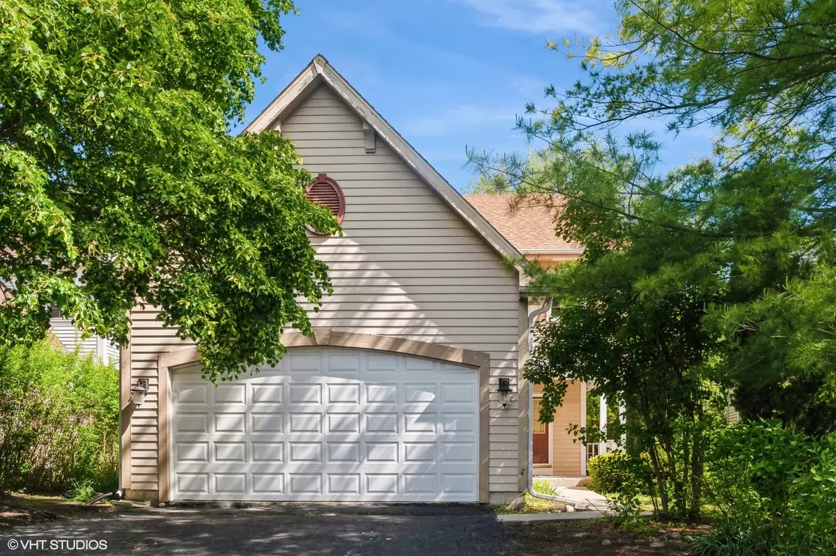 Libertyville, IL 60048,16926 W Serranda Drive