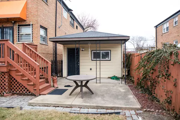 Chicago, IL 60619,1025 E 93rd Street