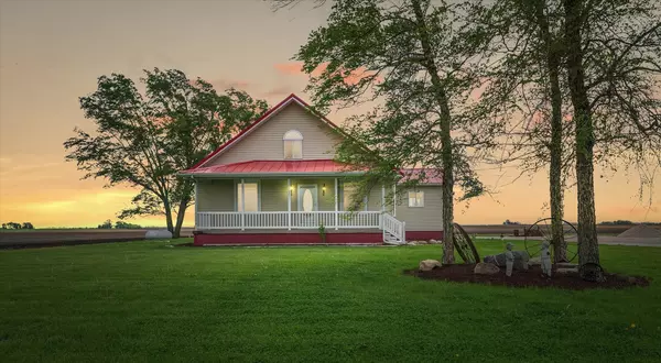 Ogden, IL 61859,280 E 2350 NORTH Road