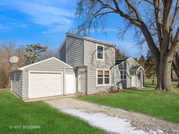 46w344 Higgins Road, Hampshire, IL 60140