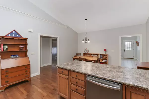 Normal, IL 61761,1641 Belclare Road