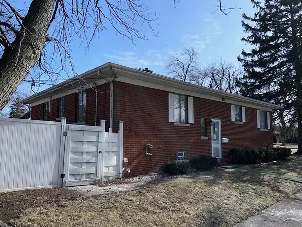 Lansing, IL 60438,3336 178th Street