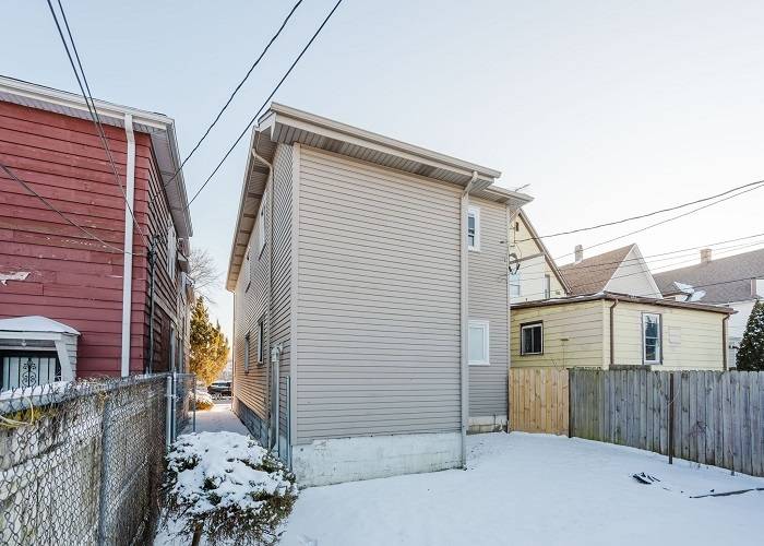 Chicago Heights, IL 60411,151 E 23rd Street