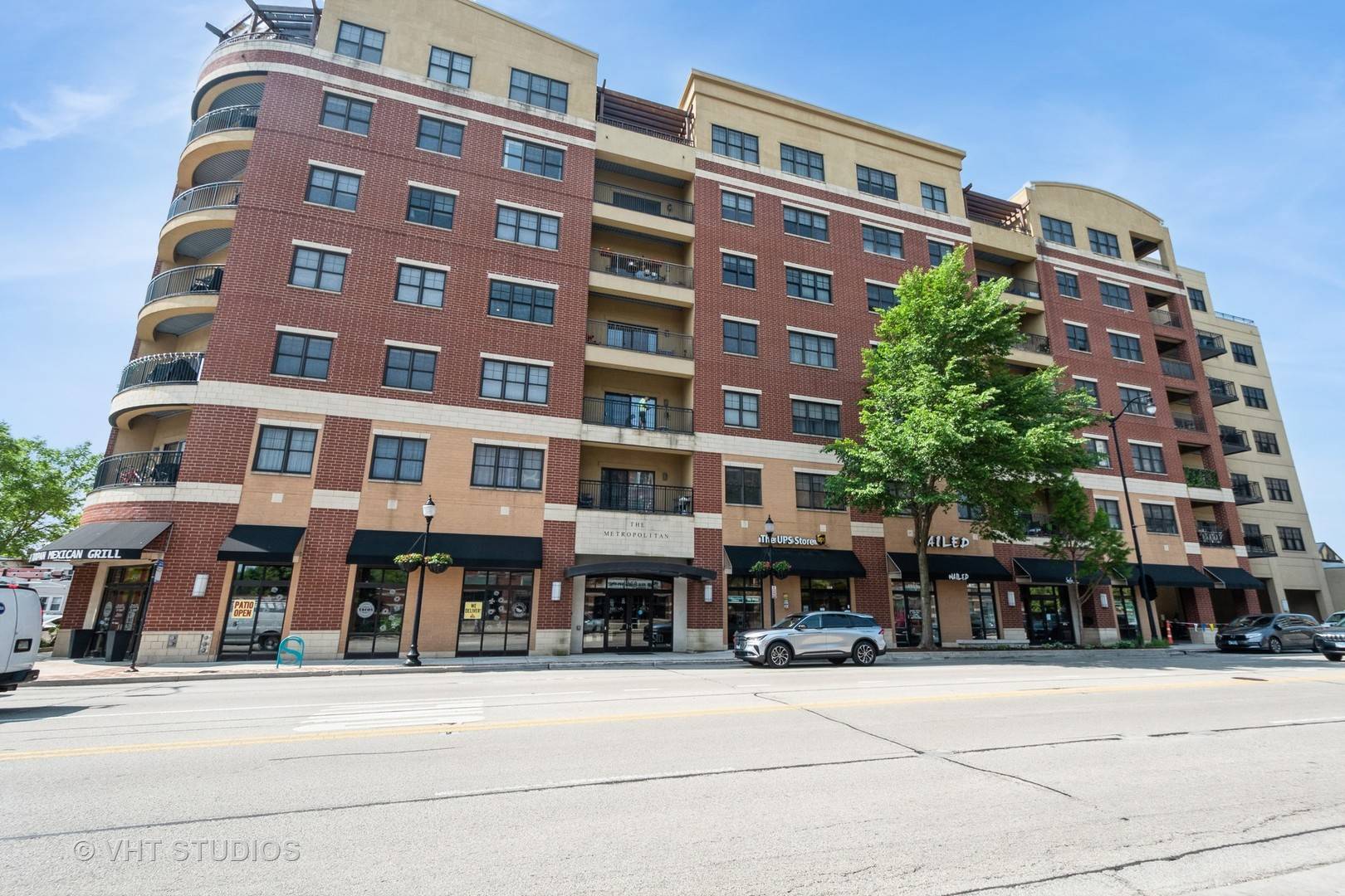 4953 Oakton Street #605, Skokie, IL 60077