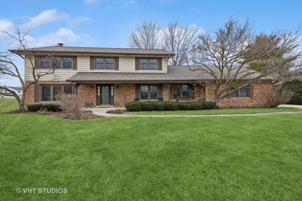 315 Hillside Court, Schaumburg, IL 60193