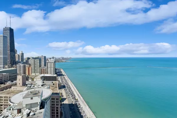 Chicago, IL 60611,600 N Lake Shore Drive #3705