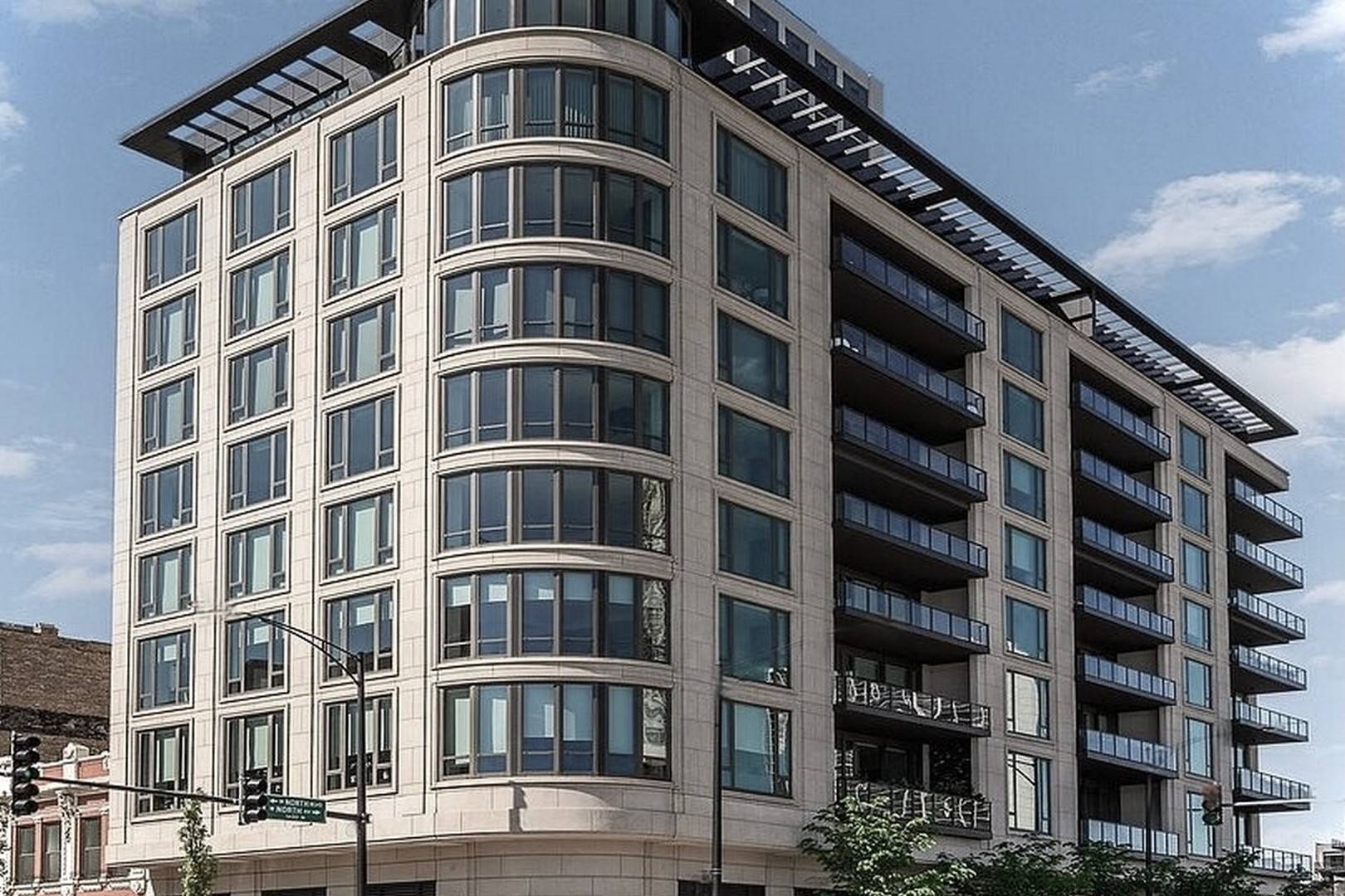 1550 N Clark Street #804, Chicago, IL 60610