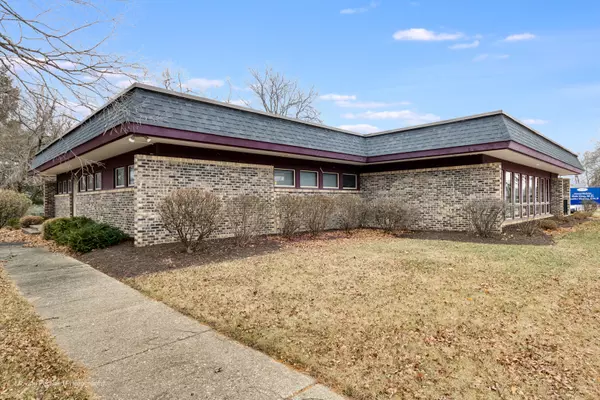 Rockford, IL 61101,2829 Glenwood Avenue