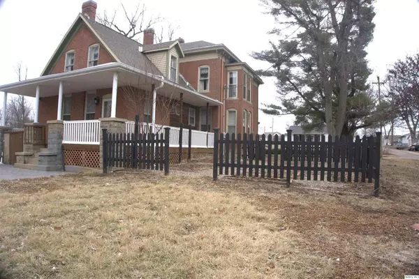 Barry, IL 62312,286 Williams St.