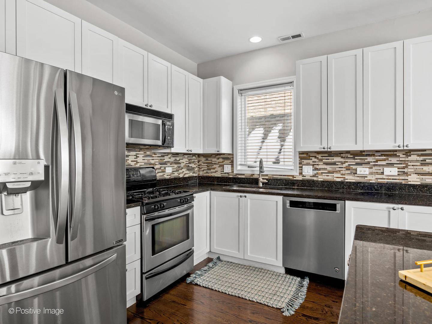 Chicago, IL 60647,2336 N Damen Avenue #4N