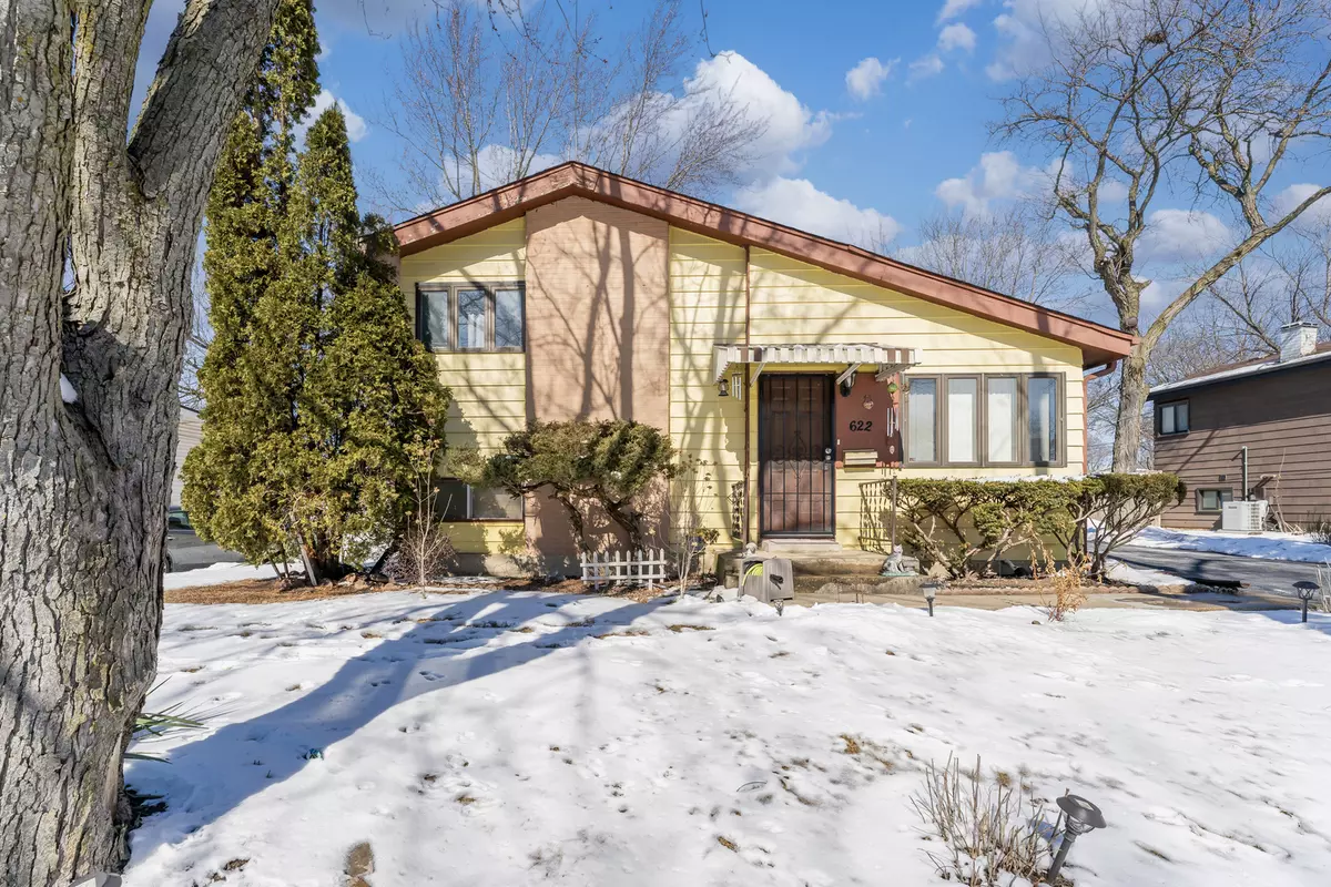Glendale Heights, IL 60139,622 Easy Street