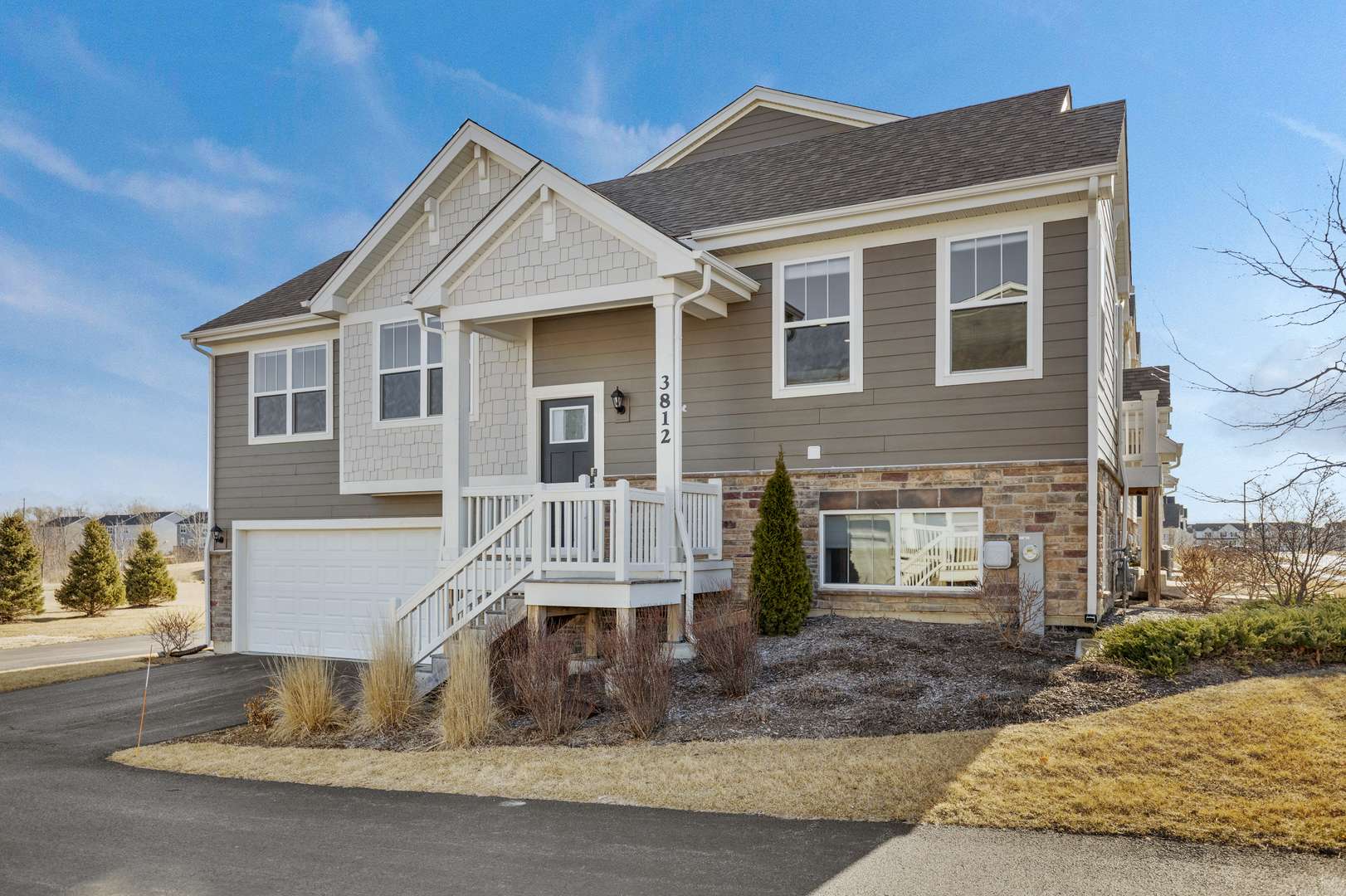 3812 Honeysuckle Lane, Elgin, IL 60124