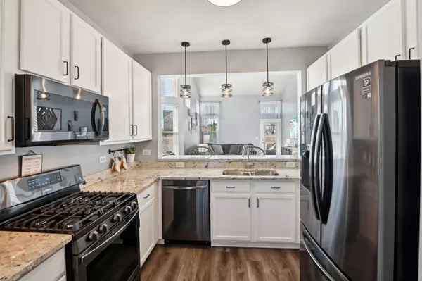 Joliet, IL 60431,946 Bluebell Circle