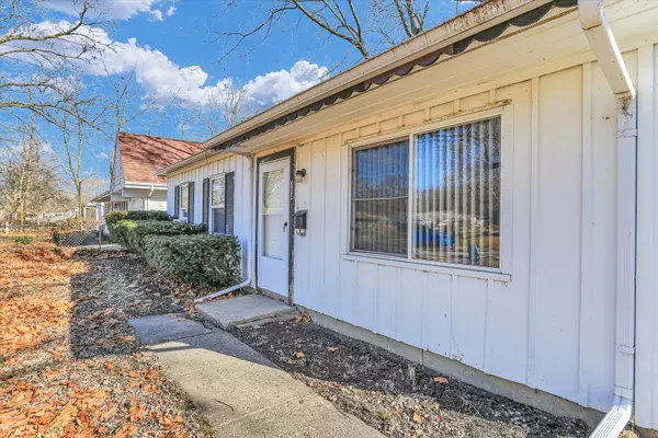 Urbana, IL 61802,704 S Scottswood Drive