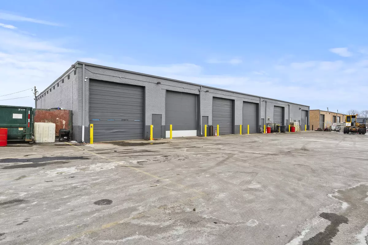Alsip, IL 60803,4637 W 120th Street