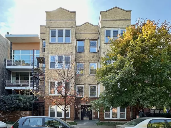 2439 W Walton Street #2F, Chicago, IL 60622