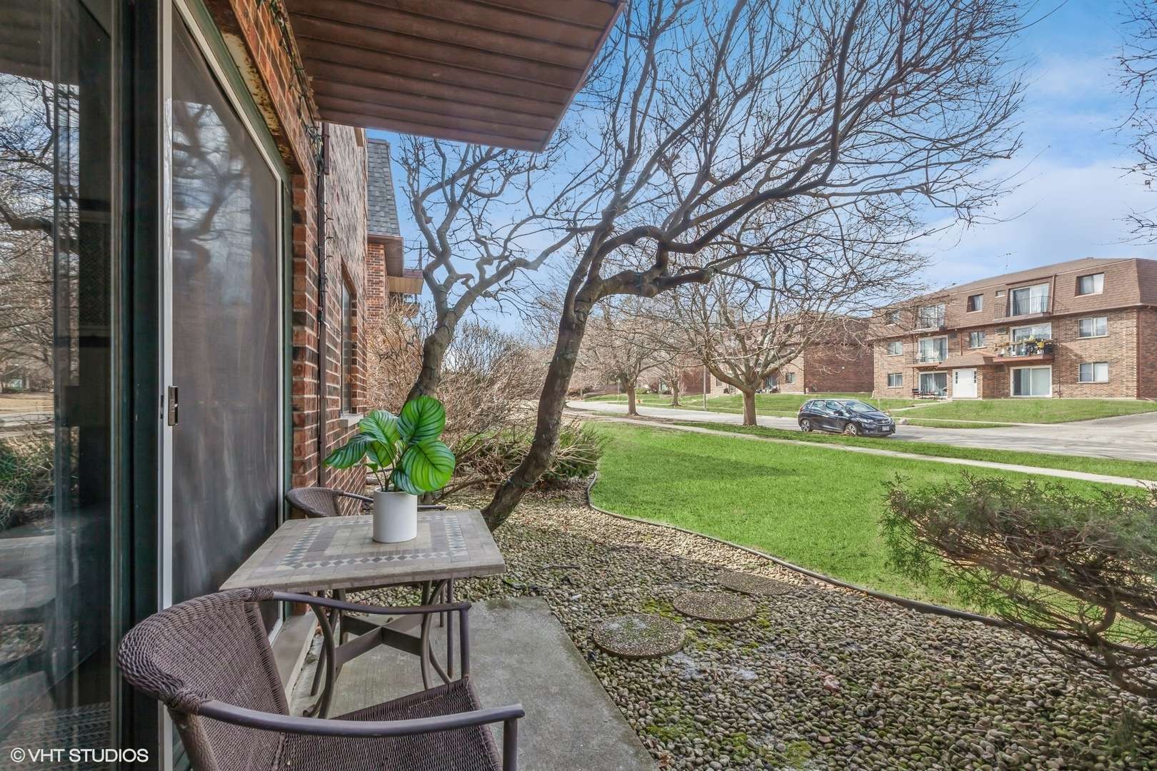 Naperville, IL 60540,1212 Whispering hills Court #1A