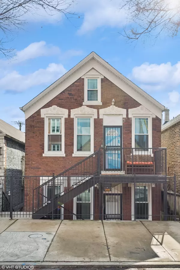 2015 W Coulter Street, Chicago, IL 60608