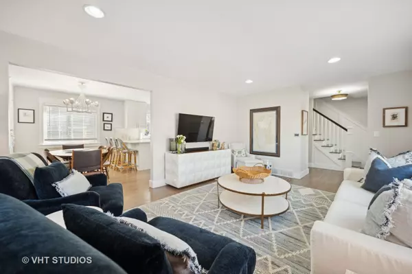 Northfield, IL 60093,1834 Stockton Drive