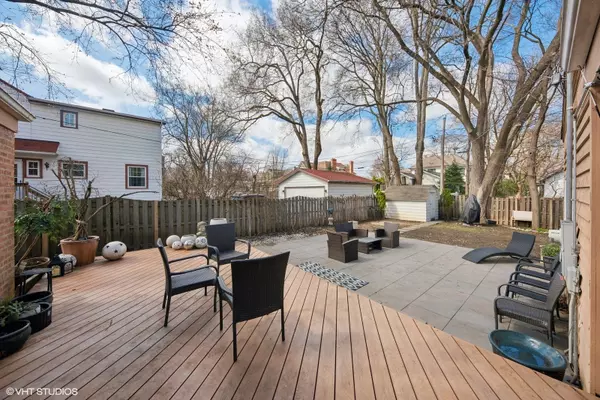 Libertyville, IL 60048,520 E Lincoln Avenue