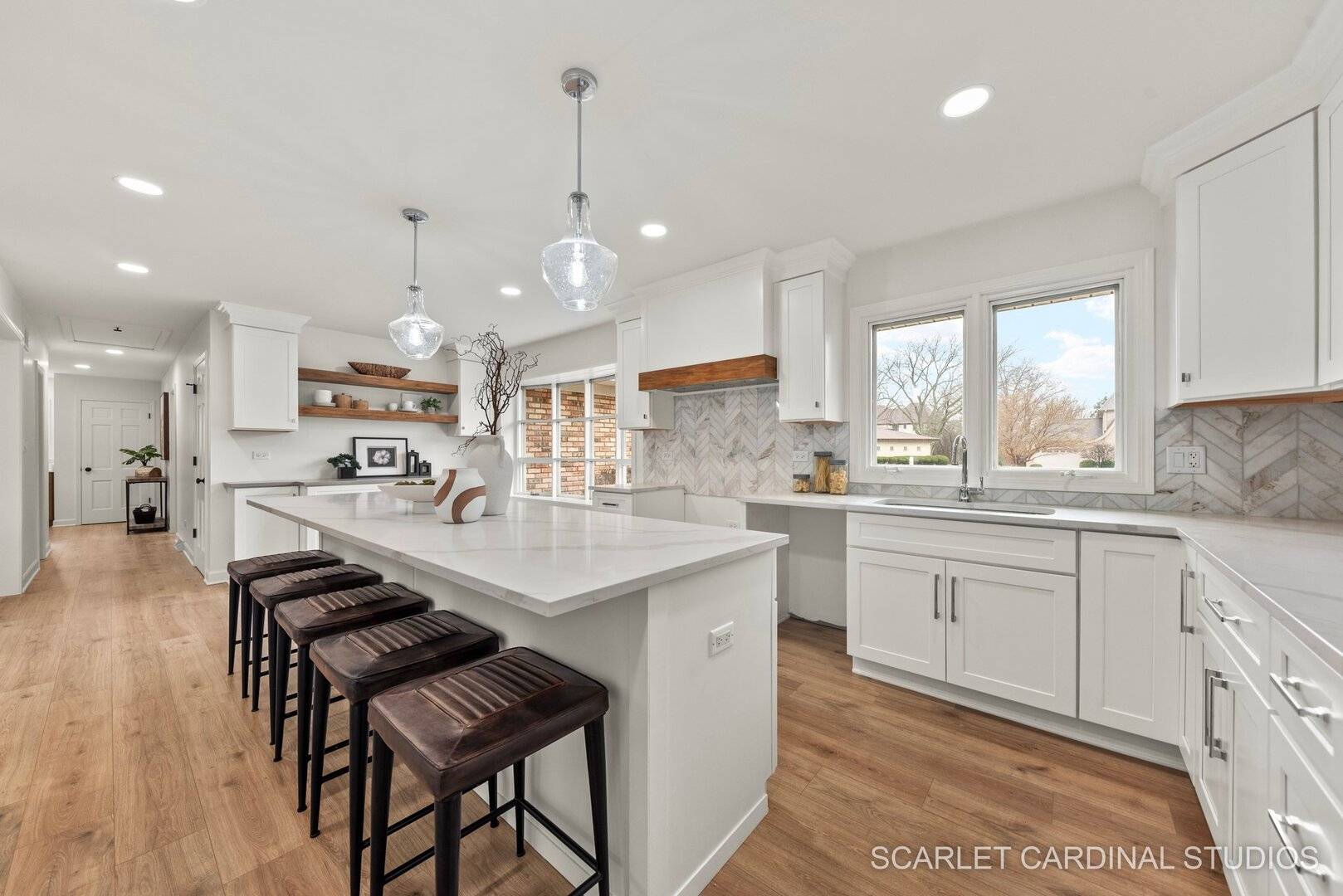 Oak Brook, IL 60523,8 Concord Drive
