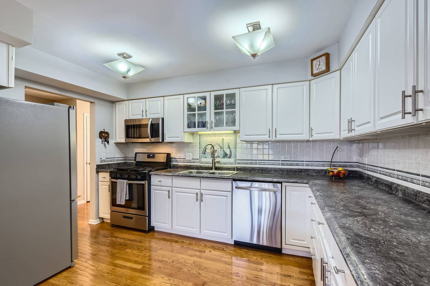 Tinley Park, IL 60477,15945 Blackwater Court