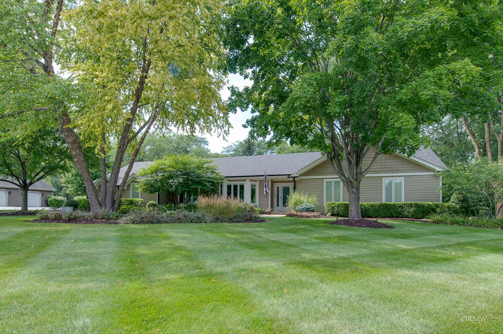 214 Wicker Drive, Deer Park, IL 60010