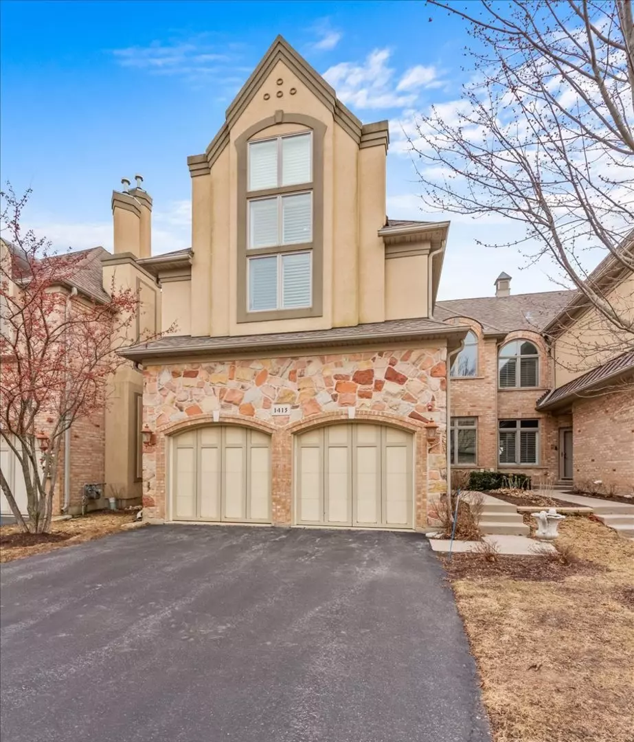 Inverness, IL 60067,1413 W Rue Paris Place