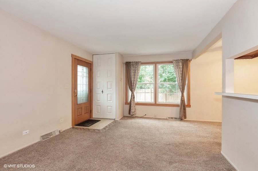 Glendale Heights, IL 60139,533 Darlene Lane #B