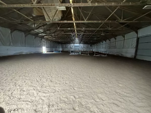 Barrington, IL 60010,28044 W Roberts Road