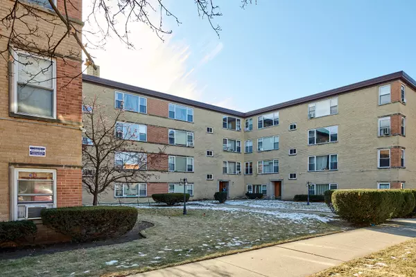 2621 W Fitch Avenue #1D, Chicago, IL 60645