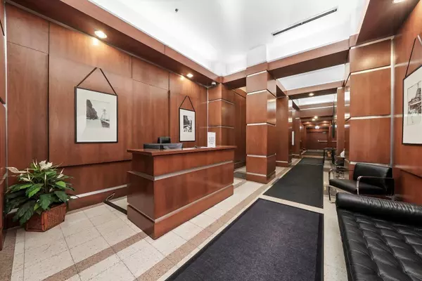 Chicago, IL 60605,5 E 14th Place #901