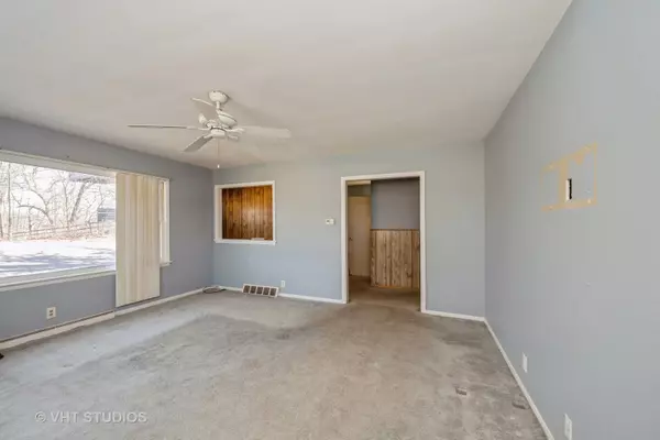 Ingleside, IL 60041,28529 W Treetop Road