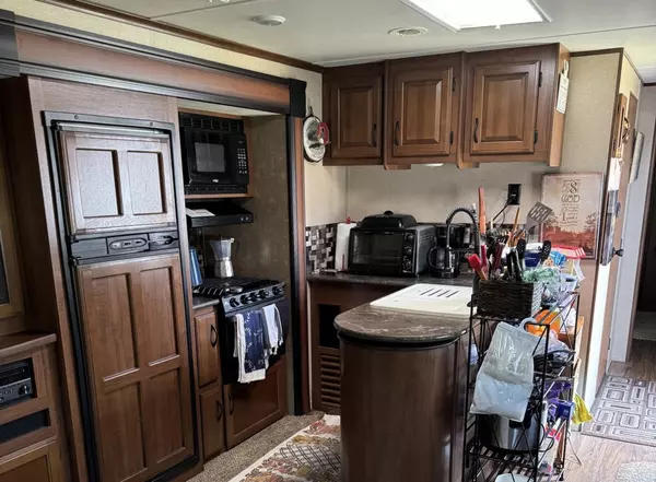 Sublette, IL 61367,4-120 Woodhaven Lakes