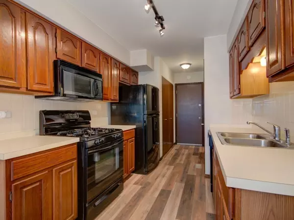 Orland Park, IL 60462,9338 Sunrise Lane #A3