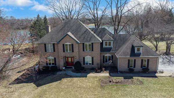 2221 HARROW GATE Drive, Inverness, IL 60010