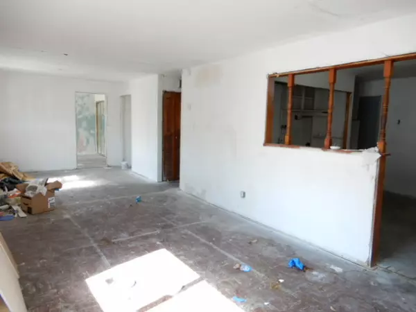 Burnham, IL 60633,14034 S Saginaw Avenue