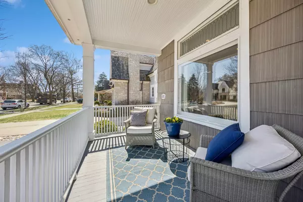 Western Springs, IL 60558,4560 Lawn Avenue