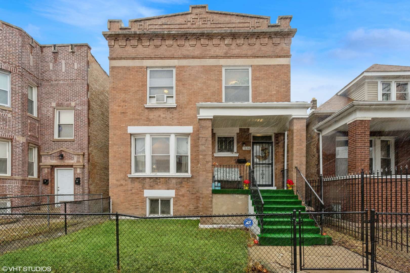 7336 S Blackstone Avenue, Chicago, IL 60619