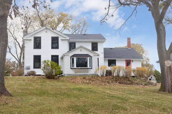 Woodstock, IL 60098,Address not disclosed