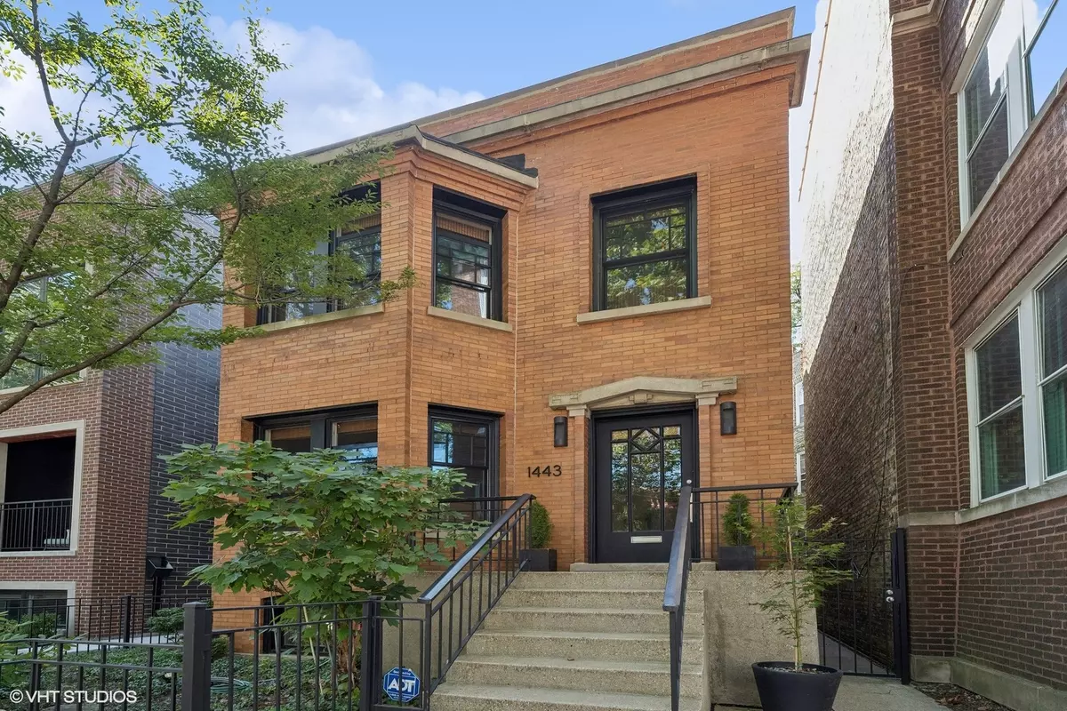 Chicago, IL 60640,1443 W WINONA Street