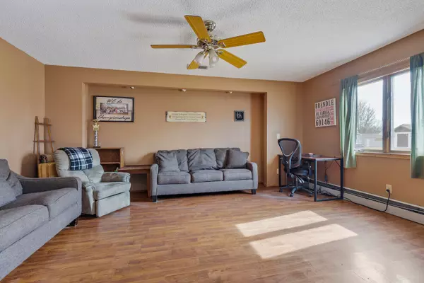 Kirkland, IL 60146,409 W North Street