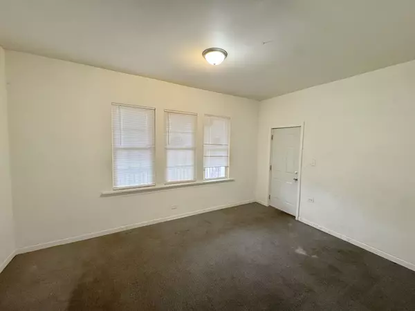 Harvey, IL 60426,14822 Wood Street