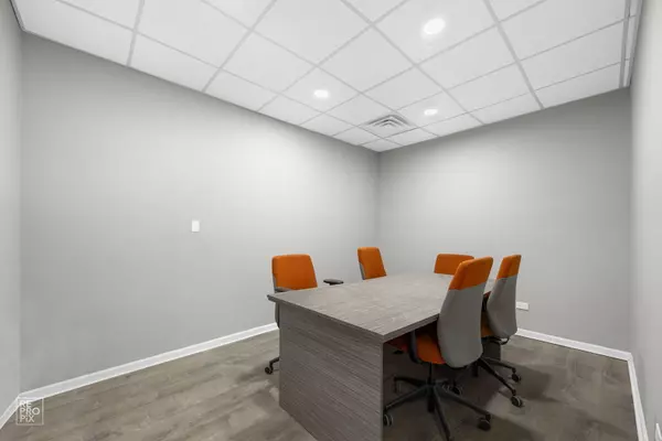 Chicago, IL 60638,6166 S Sayre Avenue