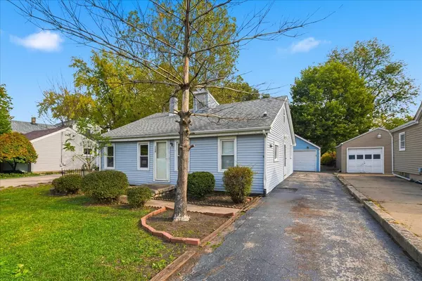 Aurora, IL 60505,1130 S Spencer Street