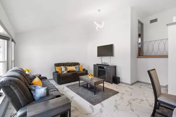 Niles, IL 60714,8900 N Ozanam Avenue