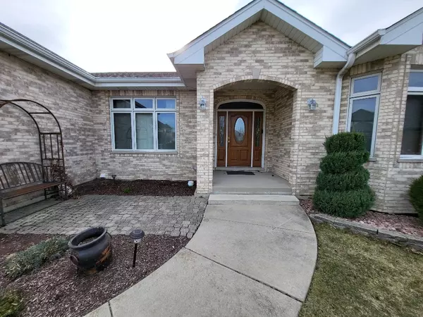 Lemont, IL 60439,10 Jaymia Court