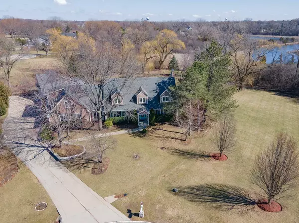 Inverness, IL 60010,2227 Shetland Road