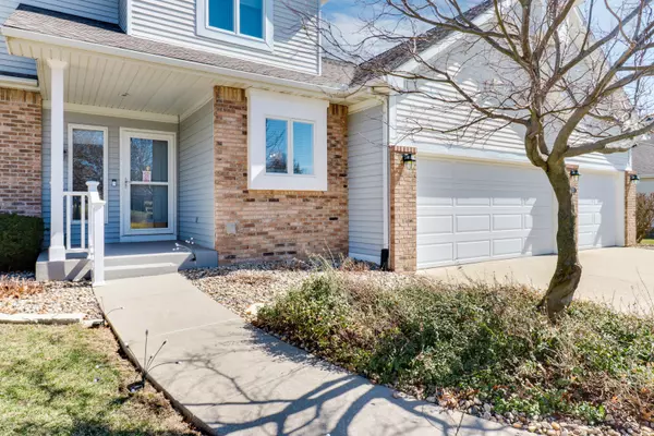 Normal, IL 61761,1212 Ironwood CC Drive